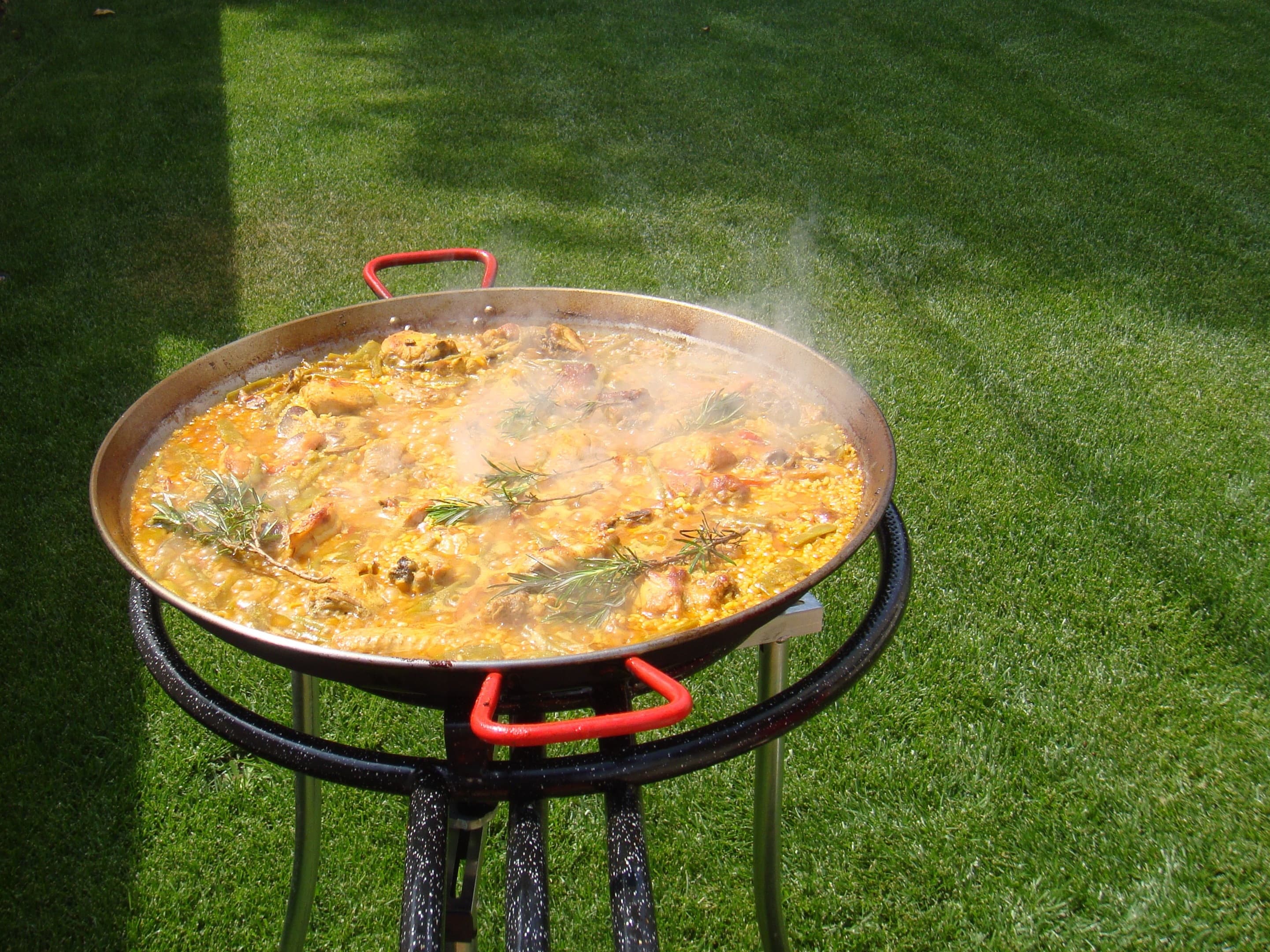 Authentic Valencian paella